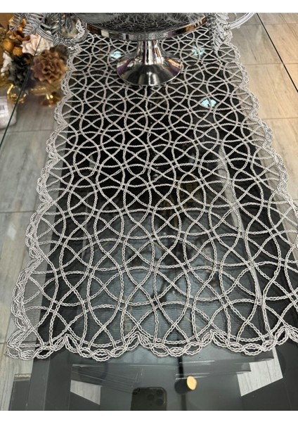 Şık Metal Kordon Işi Runner, 35X120 Cm, Zarif ve Kaliteli Dekoratif Ürün