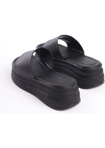 Lıana Düz Topuklu Kalın ve Ortopedik Taban Kadın Terlik St Siyah fiyatları