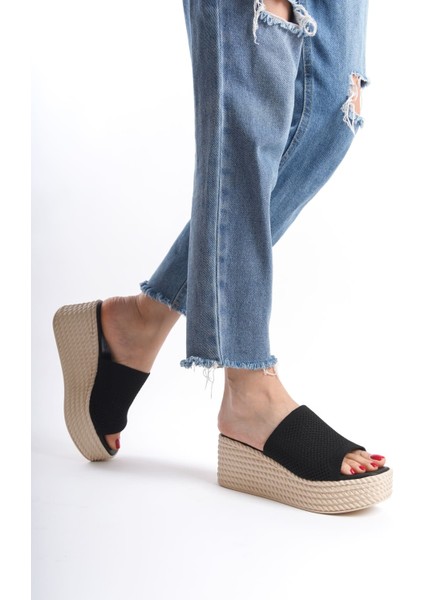 Elına Dolgu Topuklu Ortopedik Taban Hasır Görünümlü Triko Kadın Terlik Kt Siyah fırsatları