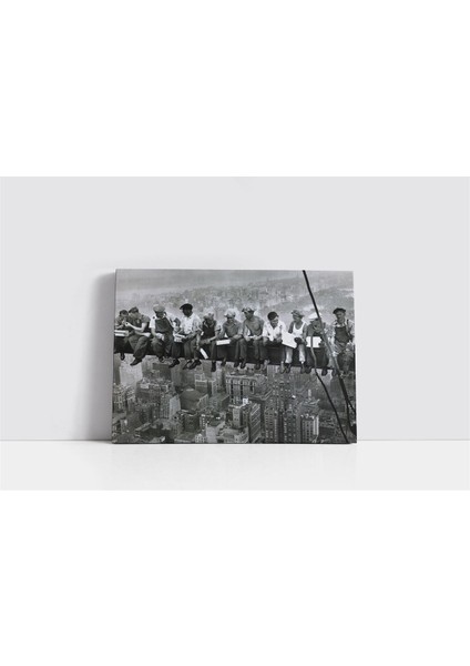 Modern Gökdelen Temalı Siyah Kanvas Tablo, Şıklık ve Estetiği Evinize Getirir. fiyatları