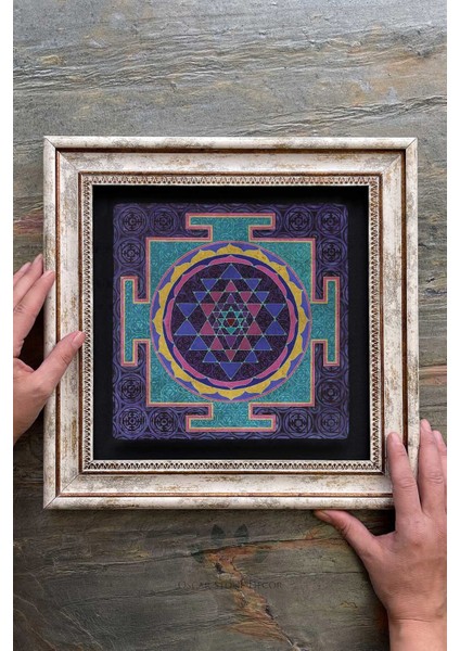 Renkli Taş Çerçeveli Tablo 30X30 cm Lotus Sri Yantra ve Yaşam Çiçeği fiyatları