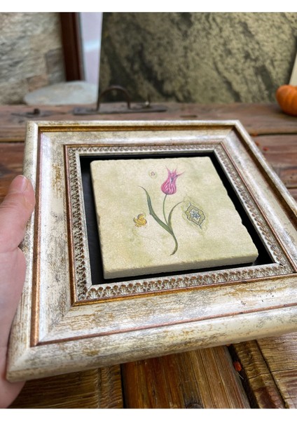 Şık Taş Duvar Dekoru 20X20 cm 3'lü Set, Semazen ve Ebruli Çiçek Detaylarıyla Güzelleşir