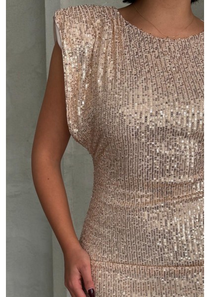 Aurora Kadın Altın Payetli Taş Işlemeli Mini Elbise – Zarif Gece Şıklığı indirimleri