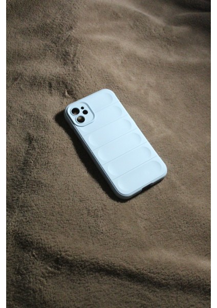 Iphone 11 Uyumlu Sert Silikon Kılıf modelleri