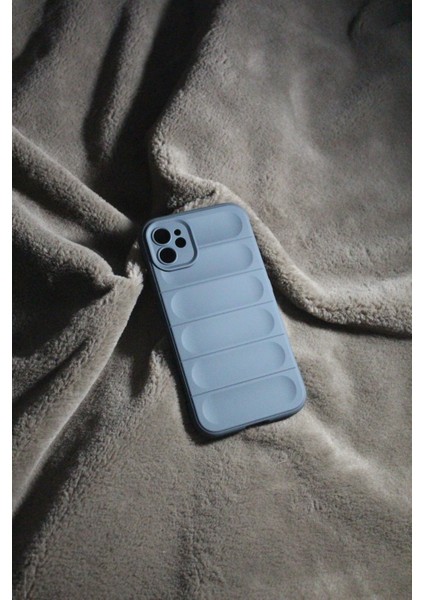 Iphone 11 Uyumlu Sert Silikon Kılıf fırsatları