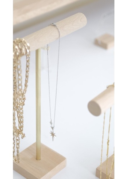 Kahverengi Ahşap ve Pirinç T Kolye Askısı, Şık Takı Düzenleyici