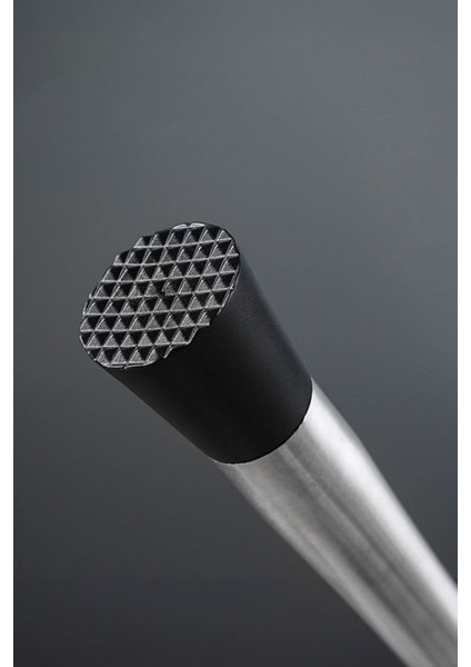 Çelik 700 ml Shake Seti, Kokteyl Kaşığı ve Bar Tokmağı ile Şık Içecek Sunumu indirimleri