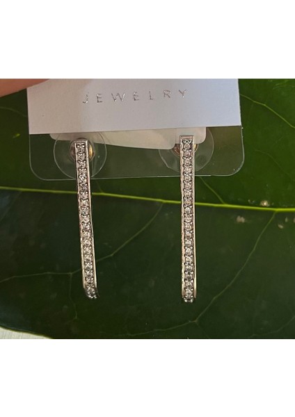 Gümüş Renk Lüks Gösterişli Figürlü Küpe