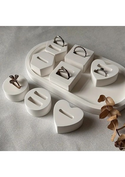 Beyaz 8'li Yüzük Tutucu ve Organizör, Şık Nişan ve Söz Dekorasyonu Aksesuarı fırsatları