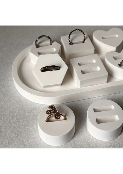 Beyaz 8'li Yüzük Tutucu ve Organizör, Şık Nişan ve Söz Dekorasyonu Aksesuarı indirimleri