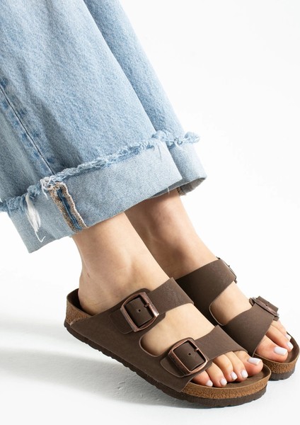 Fuga Comfort Kahve Unisex Tokalı Terlik – Ortopedik, Hafif, Kaymaz Taban