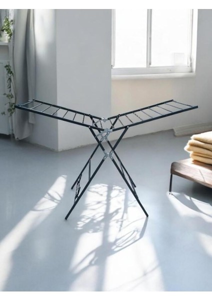 Sağlam ve Şık Isıtmalı Kurutmalık, Dayanıklı ve Kullanışlı Ev Gereçleri