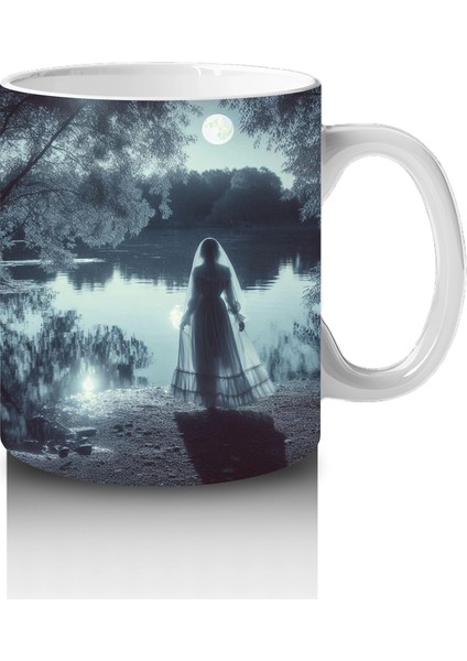 Sisli Mezarlıkta Kara Pelerinli Silüet Figürlü Gotik Cadılar Bayramı Baskılı Kupa Bardak fırsatları