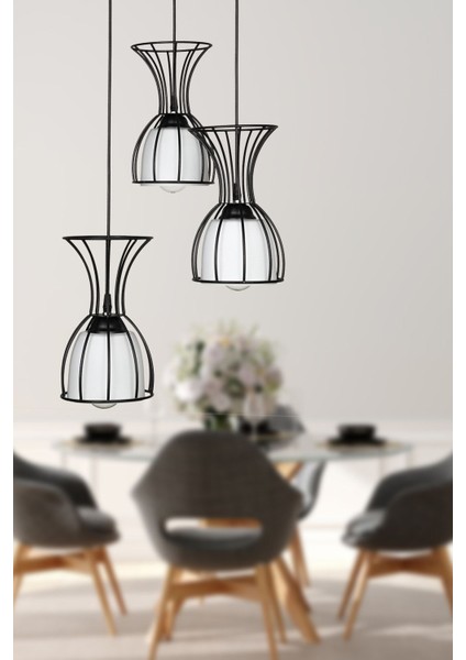 Şık Siyah Camlı 3'lü Avize, Modern ve Zarif Aydınlatma Seçeneği