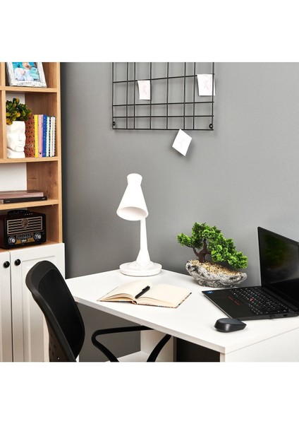 Şık ve Modern Masa Lambası, Beyaz Renk, Ev ve Ofis Kullanımına Uygun
