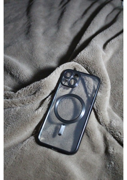 Iphone 13 Uyumlu Magsafeli Kamera Koruyuculu Silikon Kılıf modelleri