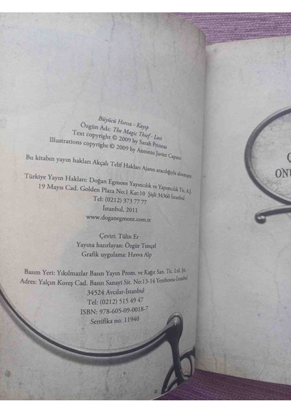 Buyucu Hırsız Sarah Prıneas. 2011 Basim. 300 Sayfa Cok Temiz Kondisyonda indirimleri