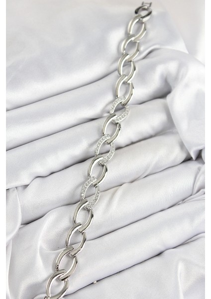 Pirinç Zirkon Taşlı Zincir Model Gümüş Renk Kadın Bileklik fiyatları