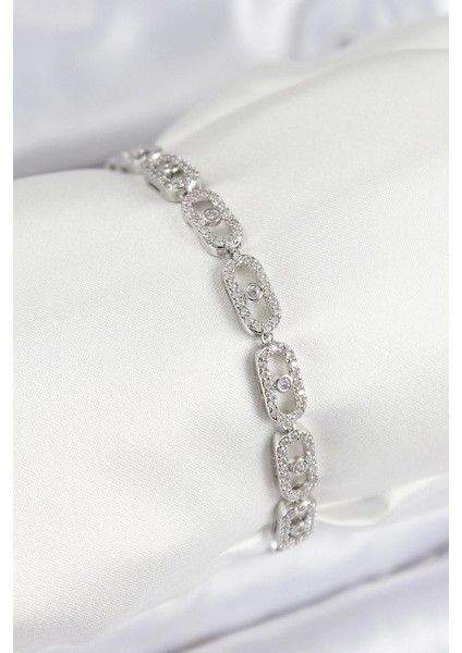 Pirinç Zirkon Taşlı Messika Model Gümüş Renk Vıp Seri Kadın Bileklik