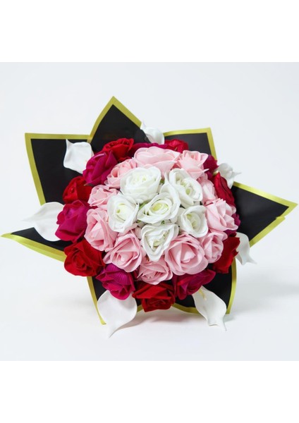 Şık ve Zarif Yapay Gül Buketi fiyatları