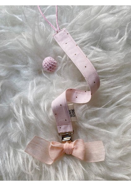 Fiyonk Detaylı Soft Pudra Pamuk Bebek Emzik Askısı modelleri