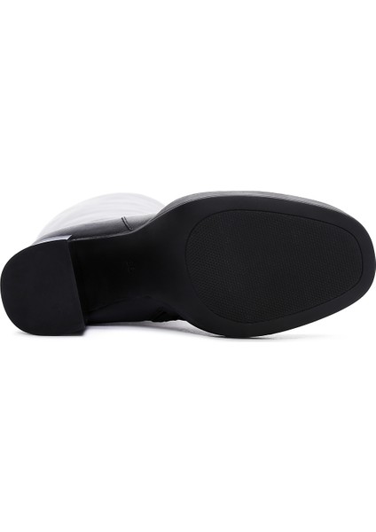 Kadın Siyah Fermuarlı Yüksek Topuklu Deri Çizme 25WFD100418