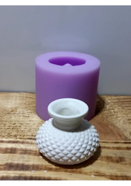 Küçük Tonbiş Vazo Silikon Kalıbı