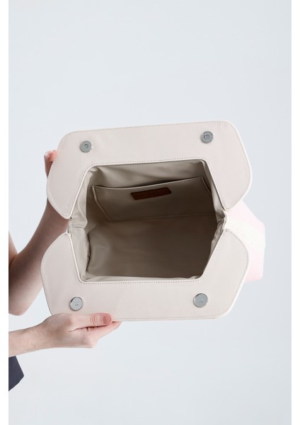 Kadın Pembe Çizgi Desenli Kanvas Clutch El Çantası