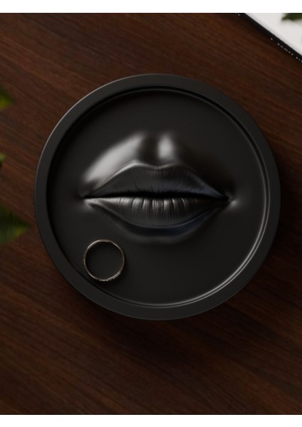 Siyah Dudak Şekilli Takı Kutusu, Şık ve Kullanışlı Organizer.