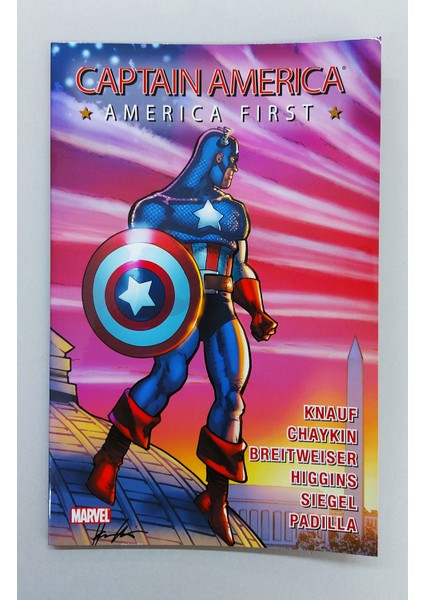 Captain America America First Marvel Çizgi Roman Yurt Dışı Baskı ( Kaptan Amerika )