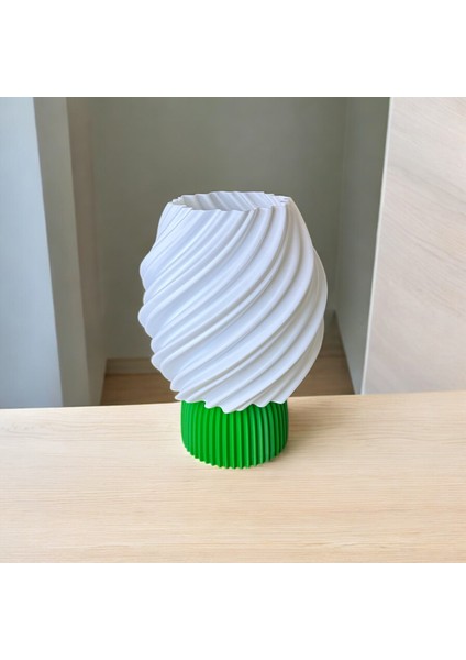 Spiral Tasarım Masa Lambası – Yeşil Tabanlı | Kabuk Factory Tasarımı fiyatları