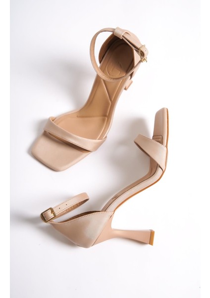 Ten Rengi Tek Bantlı Kadeh Topuk Ayakkabı - Middle