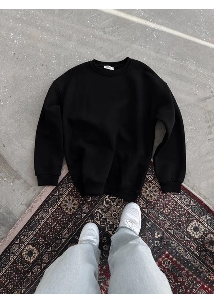 Kışlık Bisiklet Yaka Üç Iplik Basic Sweatshirt - Siyah indirimleri