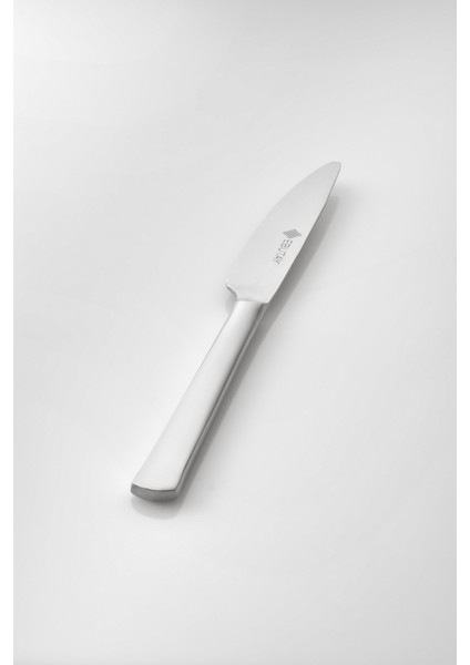 Giza 18 Parça Paslanmaz Çelik Çatal Kaşık Bıçak Takımı – Parlak Yüzeyli Klasik Tasarım fiyatları