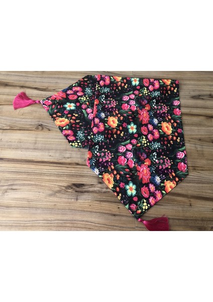 Keten Efektli Çiçek Bahçesi Desenli Runner