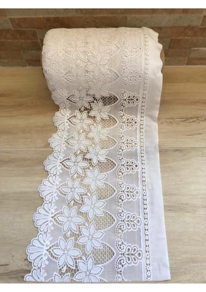 Dantel Raf Örtüsü, 22 cm En, 5 Metre Uzunluk, Şık ve Zarif Dekorasyon Malzemesi