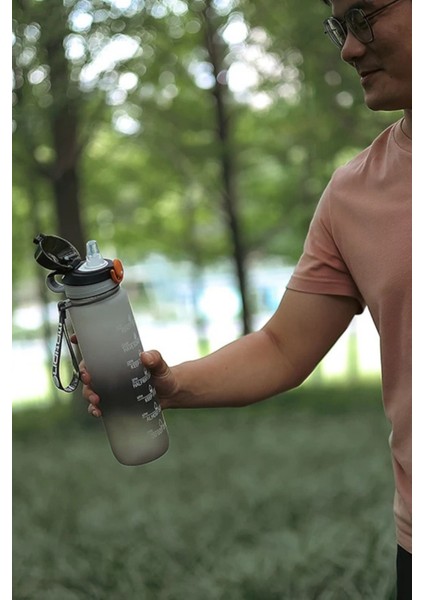 Mor 1000ML Pipetli Su Şişesi, Spor ve Günlük Kullanım Için Sağlıklı ve Şık fırsatları