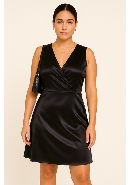 Distinctile Siyah Saten Slim Fit Abiye Elbise modelleri