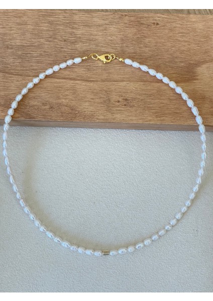 14 Ayar Altın Burgu Detaylı Doğal Incili Zarif Altın Kolye modelleri