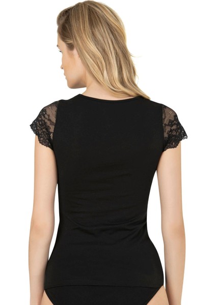 Kadın Pamuklu Modal Esnek Yumuşak Önü Dantel Detaylı V Yaka Atlet fiyatları