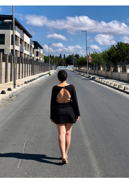 Kayık Yaka Uzun Kol Mini Elbise modelleri