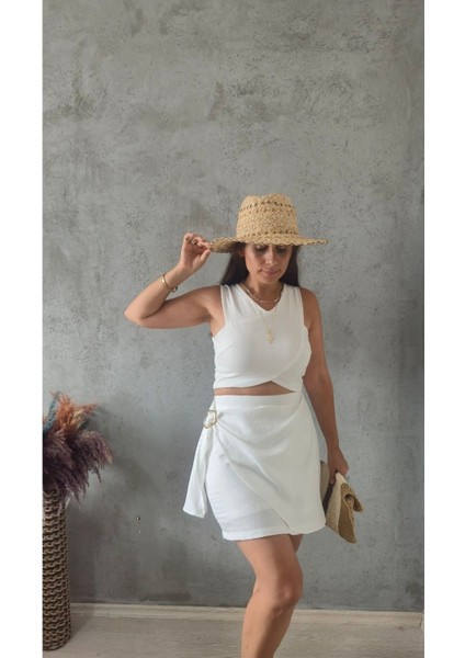 Aksesuarlı Şort Etek