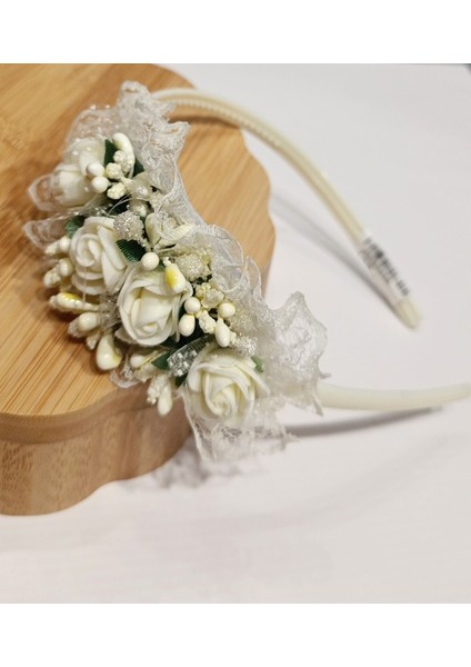 Lüks Gösterişli Figürlü Taç