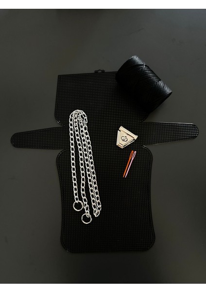 Mikonos Siyah Çanta Yapım Kiti – El Örgüsü Kol Çantası Seti Zincirli Dıy Hazır Malzemeli