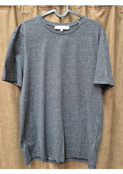 Siyah-Gri Melanj Tişört – Minimal Dokulu Tasarım