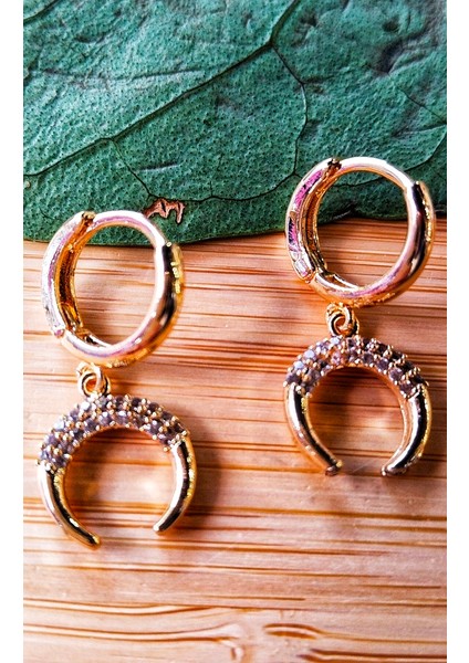 Gold Renk Lüks Gösterişli Figürlü Küpe