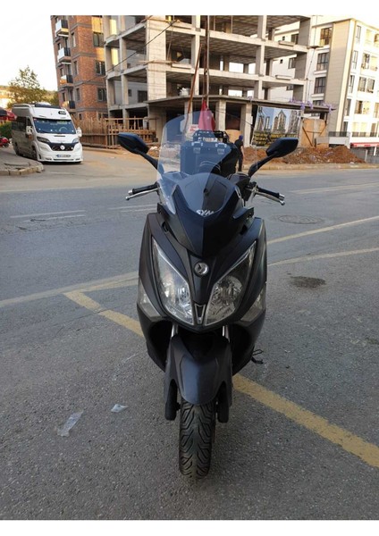 Sym Joymax 250 I Siperlik Ön Cam 2015-2016 Model 65CM Şeffaf Renkli 4mm Aparatsızdır