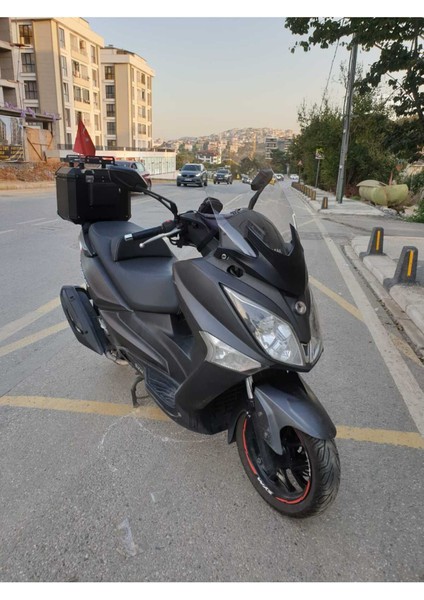 Sym Joymax 250 I Siperlik Ön Cam 2015-2016 Model 65CM Şeffaf Renkli 4mm Aparatsızdır indirimleri