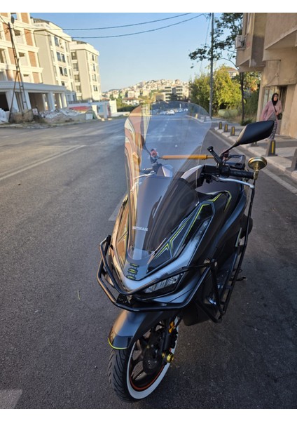 Honda Pcx Siperlik Ön Cam 2025 Model 66CM Şeffaf Renkli 4mm indirimleri