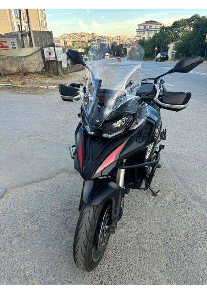 Qj Srt 900 Siperlik Ön Cam 2023-2025 Model 61CM Şeffaf Renkli 4mm Uzun Cam modelleri